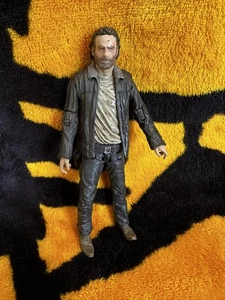 The Walking Dead Rick Grimes McFarlane 5" Series 8 Actionfigur 2015 - Bild 1 von 1