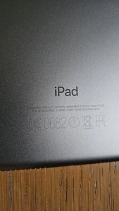 Apple iPad 5th Generation Tablet, 32GB, WiFi, Space Grey, A1822 - Picture 1 of 2