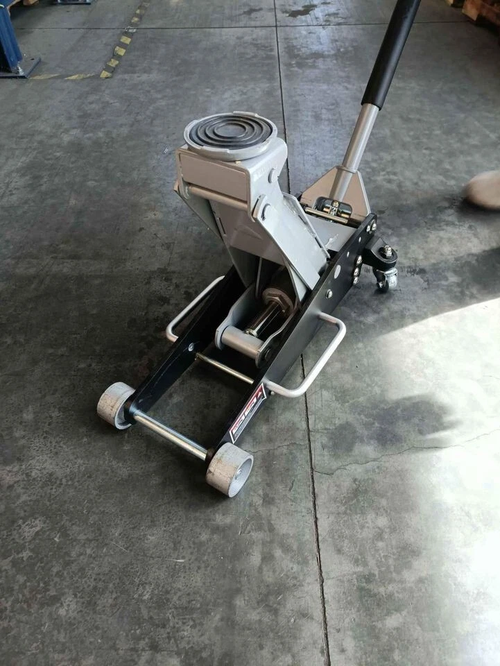 Torin - 2 1/2 T Aluminio/Acero Jack Foto 1 de 2