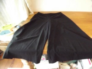 Allison Taylore stretch WIDE LEG BLACK GAUCHO CROP PANTS SZ 12 zip - Picture 1 of 6