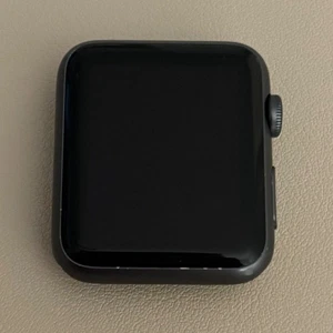 Apple Watch Series 1 42mm GPS Only Grey Smartwatch - Fully Working / Scratches - Picture 1 of 9