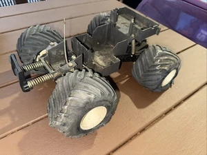 Rc Vintage Truck Marui Big Bear Datsun 2wd 1/12 1984 Parts Chassis Wheels - Picture 1 of 10