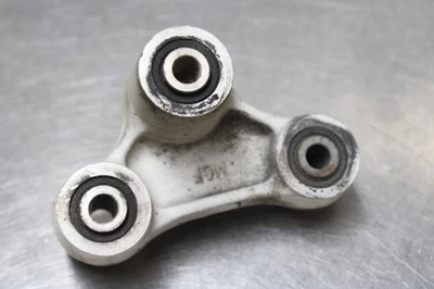 02-06 RVT1000R RC51 SP2 REAR DOGBONE SHOCK LINKAGE LINK Foto 1 de 4