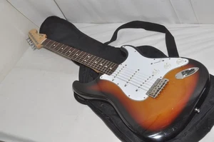 Fender Japan Fujigiken Stratocaster E-Gitarre Ref Nr. 7110 - Bild 1 von 13