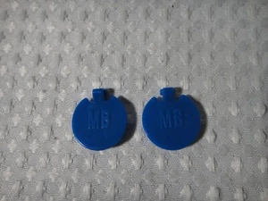 2010 Hasbro Connect 4 Travel Fun on the Run Game Replacement Parts Pieces Caps - Picture 1 of 3