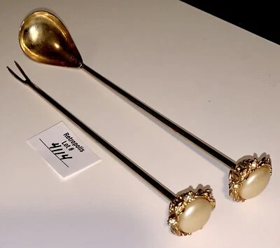 Cucharón y tenedor de cóctel condimento tono dorado imitación perla pedrería vintage MCM Foto 1 de 4