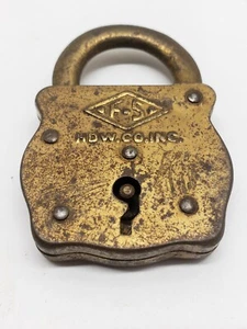 vintage H.D.W. co inc 'F5'  padlock, no key, antique, locksmith  - Picture 1 of 6