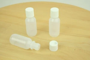 Lot of 3 1 oz Bottles Makes Great Little Oilers - Picture 1 of 3