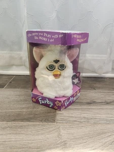 Electronic Furby Model 70-800 Snow White. New, Sealed In Box. Damaged Box - Picture 1 of 8