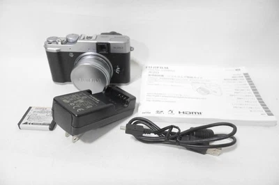 Fujifilm Fuji X Series X20 12.0MP 4x Optical Zoom Digital Camera-silver - Image 1 of 4