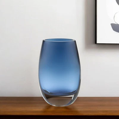 Jarrón de mesa de cristal ovalado transparente azul medianoche de 8" sin plomo Foto 1 de 4