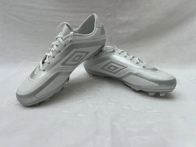 Umbro WOS Velorum Size 9 White/Silver Soccer Cleats New - Image 1 of 4