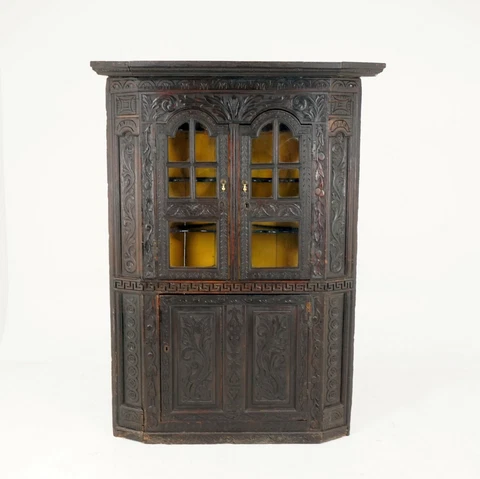 Large Georgian Carved Gothic Oak Corner Cabinet Cupboard, Scotland 1780, H127 Cover