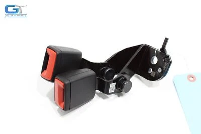 2019-2022 AUDI A6 REAR LEFT DRIVER SIDE & CENTER SEAT BELT SEATBELT BUCKLE OEM - Image 1 of 4