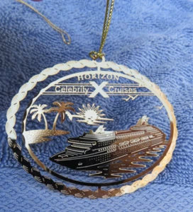 Horizon Celebrity Cruises - Adorno de Navidad 3D Acabado Dorado - Imagen 1 de 3