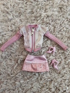 Vêtement Barbie - Photo 1/5
