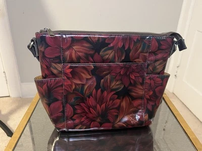 Patricia Nash English Rustic Mum Cross Body Bag. - Image 1 of 4