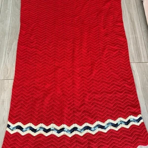 Vintage Crochet Handmade Blanket Zig Zag Chevron 1970s Red/White/Blue 71"x43" - Picture 1 of 9