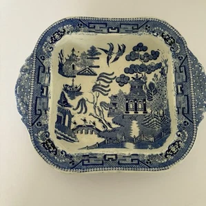 Atq c1885 RIDGWAYS England Semi China BLUE WILLOW Pattern 9" Square Handled Bowl - Picture 1 of 5