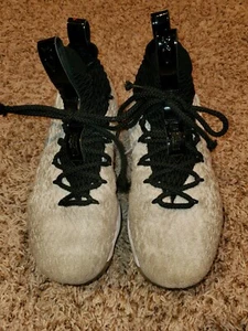 Nike LeBron XV Graffiti Black White Youth Basketball Shoes Size 6Y AQ6176-100 - Picture 1 of 9