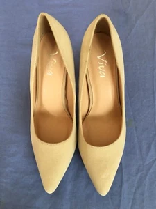 Viva Women Nude Suede Heels Size 7/41 (T07). - Picture 1 of 8