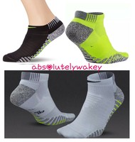nike anti slip socks
