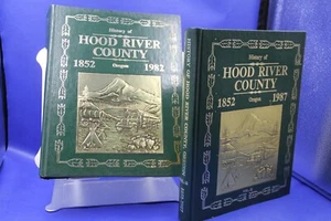 History of Hood River County Oregon 1852 - 1987 2 Volume First Edition Genealogy - Foto 1 di 10
