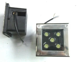 TRITTTECHNIK SCHEINWERFER IP68 5 LED 1 WATT CAD 220 VOLT KALTWEISS - Bild 1 von 1