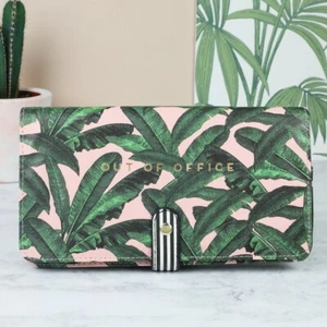 Alice And Scott Botanical Out Of Office Passport Wallet - Perfect For Holiday - Picture 1 of 1