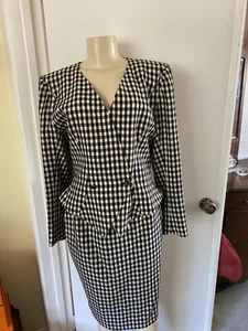 Ungaro Parallel Damen 1970er 1980er Jahre Vintage schwarz/weiß doppelreihiger Anzug - Bild 1 von 6