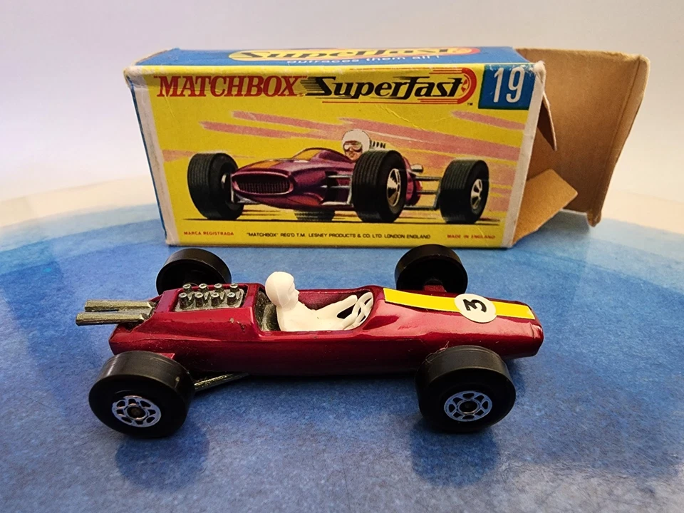Matchbox Superfast MB19-A1: Lotus Racing Car (original Type G Box) - image 1 of 4