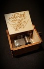 Taylor Swift Holz Spieluhr - Enchanted - Personalisierbar