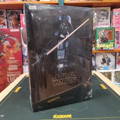 HOT TOYS - DARTH VADER MMS279 - STAR WARS - 1/6 SCALE COLLECTIBLE FIGURE - NEW - Immagine 1 di 2