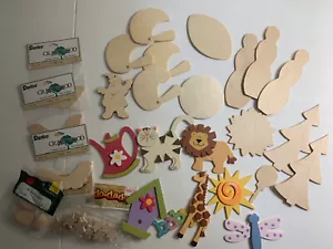 Lot of 28 Misc Wood Crafting Shapes Flat & Layer Unfinished & Painted Not Used - Picture 1 of 7
