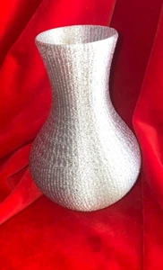 Handmade 3D Printed Holiday Sliver Vase For Dry Flowers Only - Picture 1 of 11