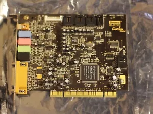 Creative Labs Sound Blaster Live! 5.1 Digital SB0220 PCI audio Card EMU10K1 - Picture 1 of 3