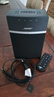Bose SoundTouch 10 Lautsprecher schwarz mit Fernbedienung -  sehr gut erhalten - Bild 1 von 4