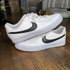 Size 10 - Nike Court Royale AC White Black - Picture 1 of 7