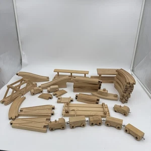 Vintage Playskool Skaneateles Holzeisenbahn Schienenset 38 Teile Schienen Zug Wagen Auto - Bild 1 von 15