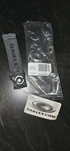 Oakley GRENADE PIN SHEET METAL Keychain Rare ELITE TACTICAL DISCONTINUED NEW - Picture 1 of 3
