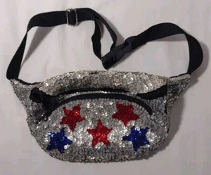 Riñonera Patriótica Lentejuelas Cuentas 8" x 5" Forrada Ajustable Rojo Blanco Azul - Imagen 1 de 3
