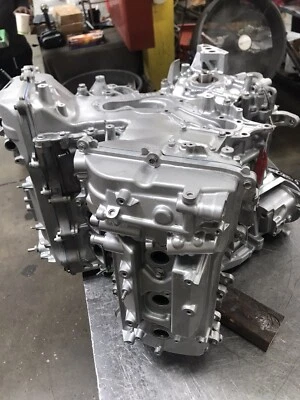 Восстановленный двигатель Toyota 1GR-FE 4,0 л FJ Cruiser двойной Vvvt 2011 -2014 - Изображение 1 из 3