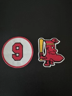 (2) НАШИВКА С ЛОГОТИПОМ TED WILLIAMS NO9 И РЕТРО BOSTON RED SOX НОВАЯ / ИЗ СТАРЫХ ЗАПАСОВ ⚾️ - Изображение 1 из 3
