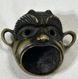 Antiguo cenicero de latón quemador de seguridad Art Nouveau con pátina oscura 355 g - Imagen 1 de 8