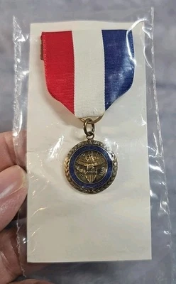 DAR Award MEDAL Daughters Of American Revolution “Excellence In History” - Image 1 of 3