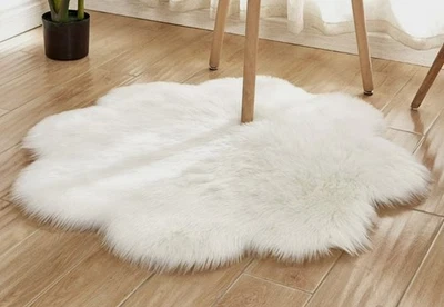 Alfombra de piel de oveja blanca 60x90CM rectangular antideslizante alfombra de piel sintética súper suave Foto 1 de 2