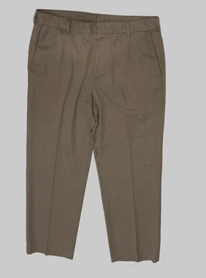 Pantalones de vestir Van Heusen Traveler 36 x 30 tostado oscuro frente plano Foto 1 de 4