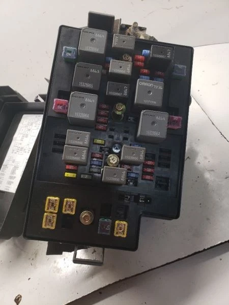 Motor de caja de fusibles compatible con 03-05 AZTEK 1137926 Foto 1 de 4