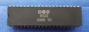 Chip MOS 6522 VIA para COMMODORE VC20/1541/1541C/1541-II/1571 pieza original - Imagen 1 de 2