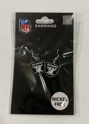 Par de aretes colgantes plateados con logotipo del equipo de fútbol americano de los Raiders de Las Vegas Foto 1 de 3